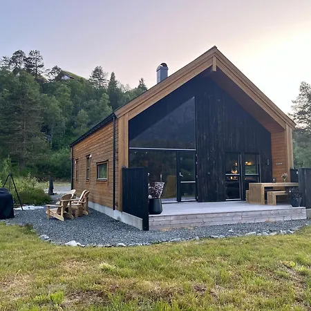 Dom wakacyjny Flott Og Moderne Fjellhytte